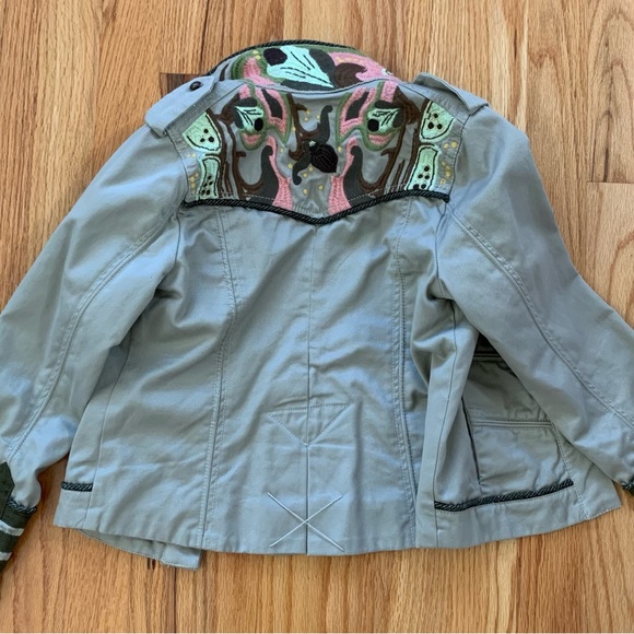 Oilily jacket 128 - size 8 - worn once - unbelievable design and embroidery! - Picture 9 of 9